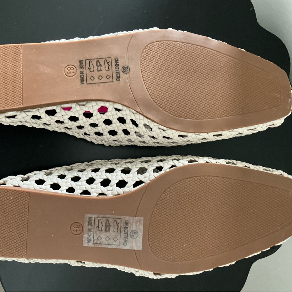 Catherine Malandrino Ivory Woven Slip-On Loafers - Picture 4 of 5